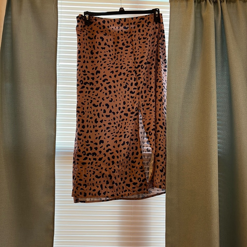 Nasty Gal leopard skirt
